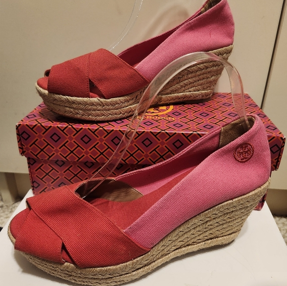 NIB Tory Burch Red/Pink Canvas Peep Toe Wedge Heel Espadrilles Sz.9.5 $265 - Picture 1 of 11